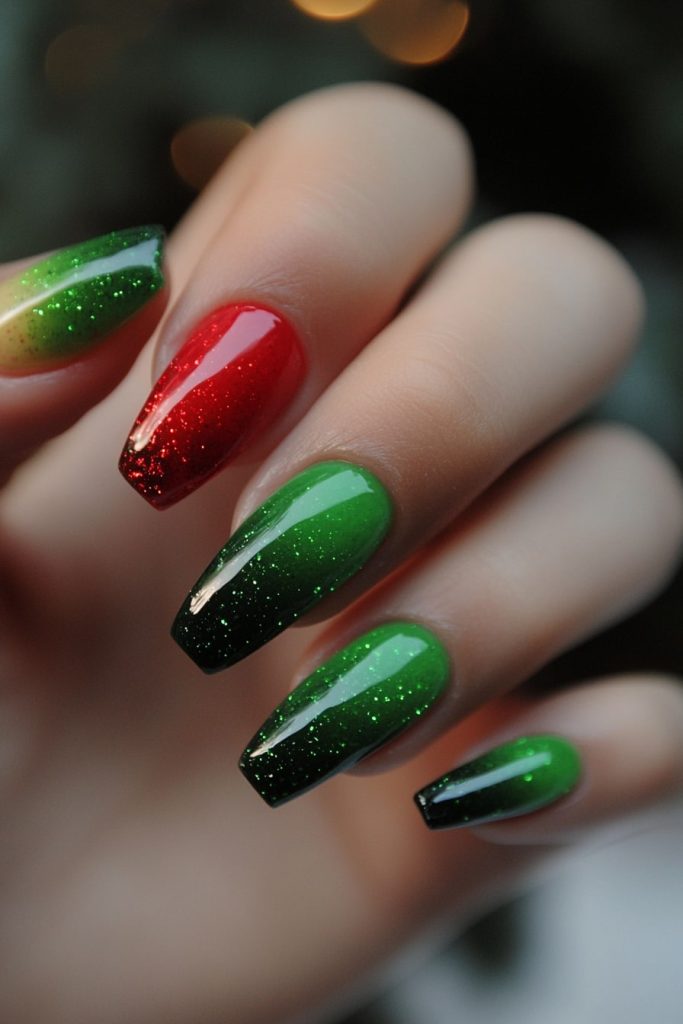 15 Red and green ombre nails