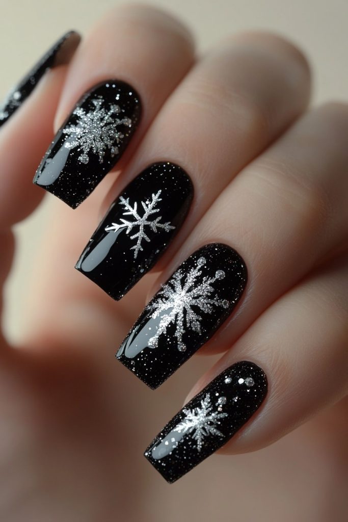 22 Black Glitter Nails with Snowflake