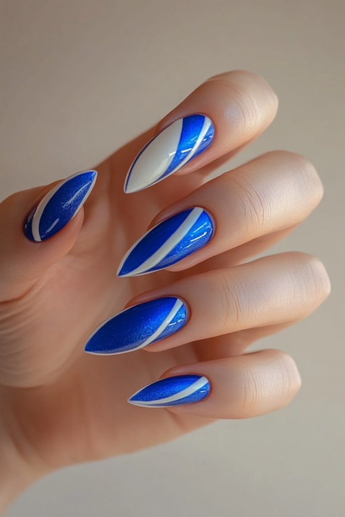 25 Blue and White with Thin white stripe